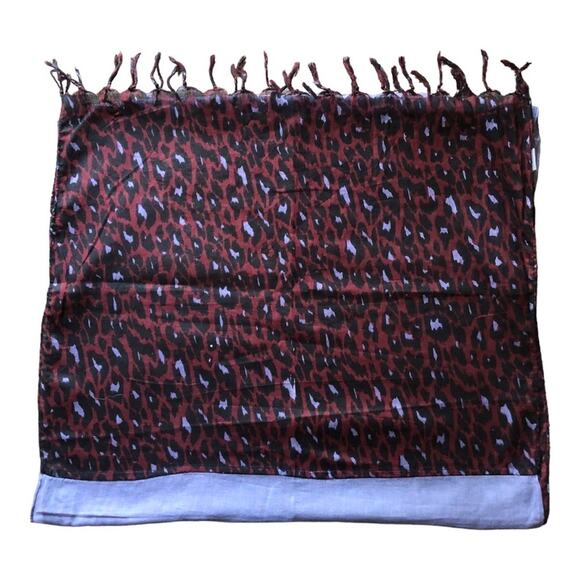 CODELLO Too Beautiful Women’s Solid Purple And Subtle Animal Print Cotton Scarf - Picture 6 of 10